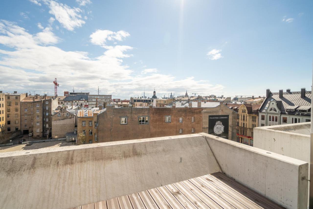 Easyrooms Dzirnavu Riga Bagian luar foto